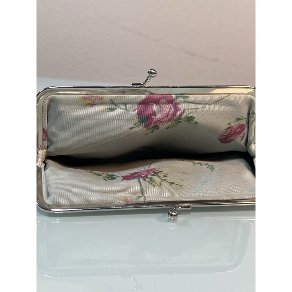 Women's Floral Rose Kiss‎ Lock Clutch Purse Vintage Style Fabric Bag - Picture 3 of 6